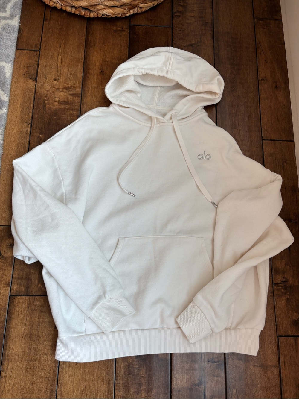 Alo Accolade Size S/M Off White Hoodie